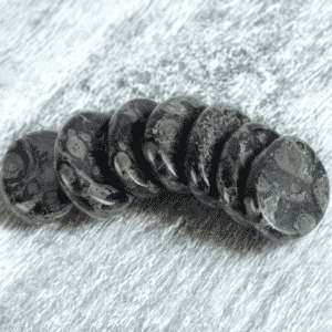 Galet plat en Jaspe Kambala – 3 cm