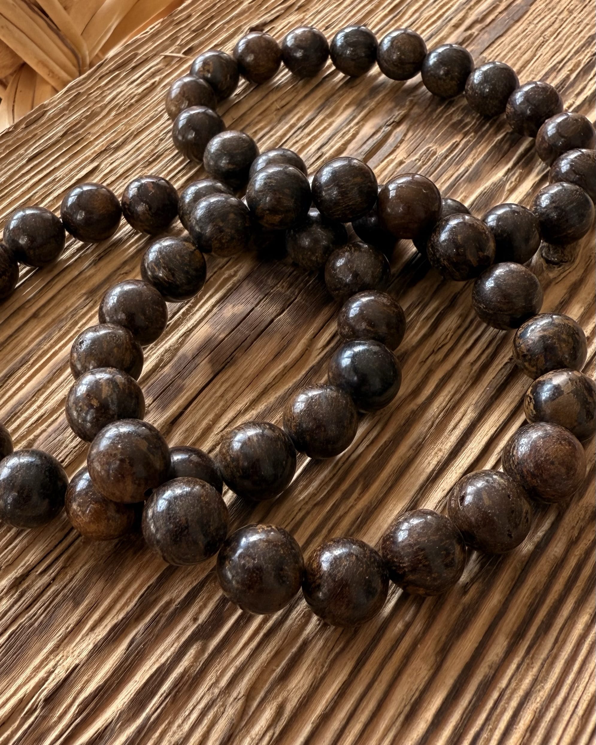 Bracelet en Bronzite – Perles 10 mm