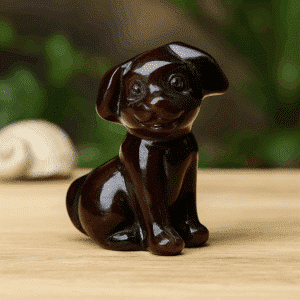 Chien en Grenat – Énergie & Courage du Cœur