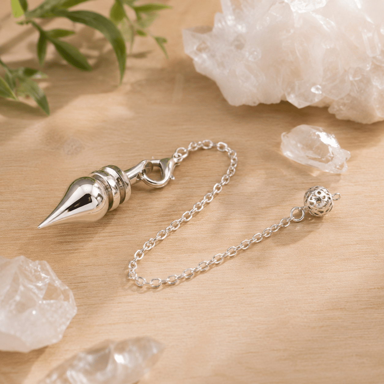 Pendule Métal Argenté – Modèle Intuition & Lune