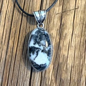 Pendentif White Buffalo – Argent 925 (pièce unique)