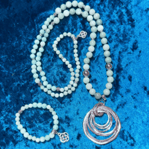 Mala 108 perles de Jade noué – Bracelet assorti
