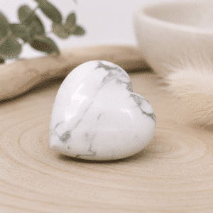Cœur en Howlite – Calme & Patience - 3cm