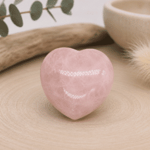 Cœur en Quartz Rose – Amour & Douceur